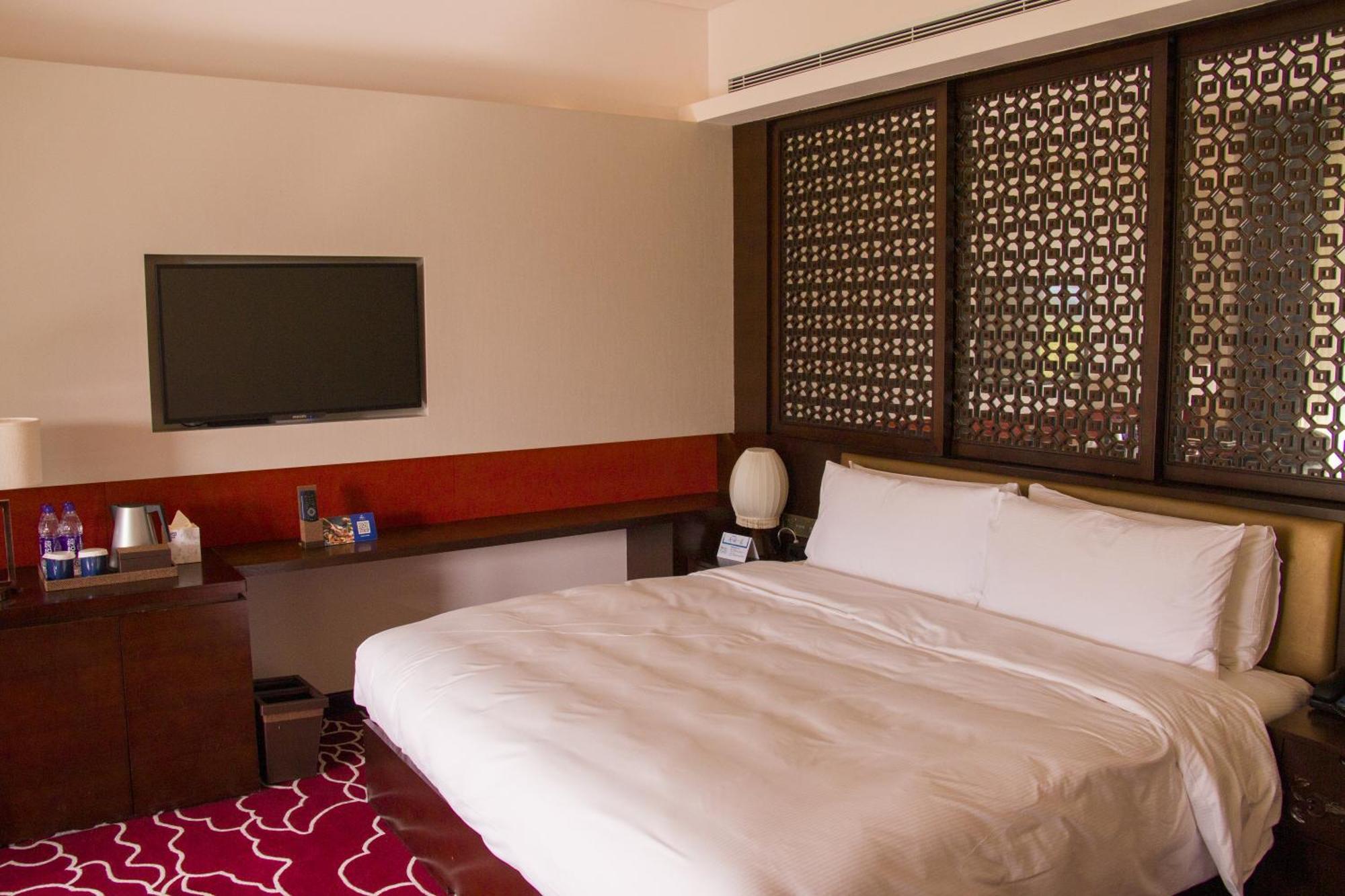 ניינגצ'י Hilton Linzhi Resort מראה חיצוני תמונה