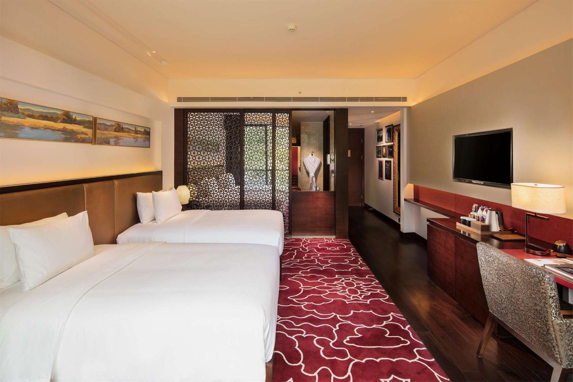 ניינגצ'י Hilton Linzhi Resort מראה חיצוני תמונה