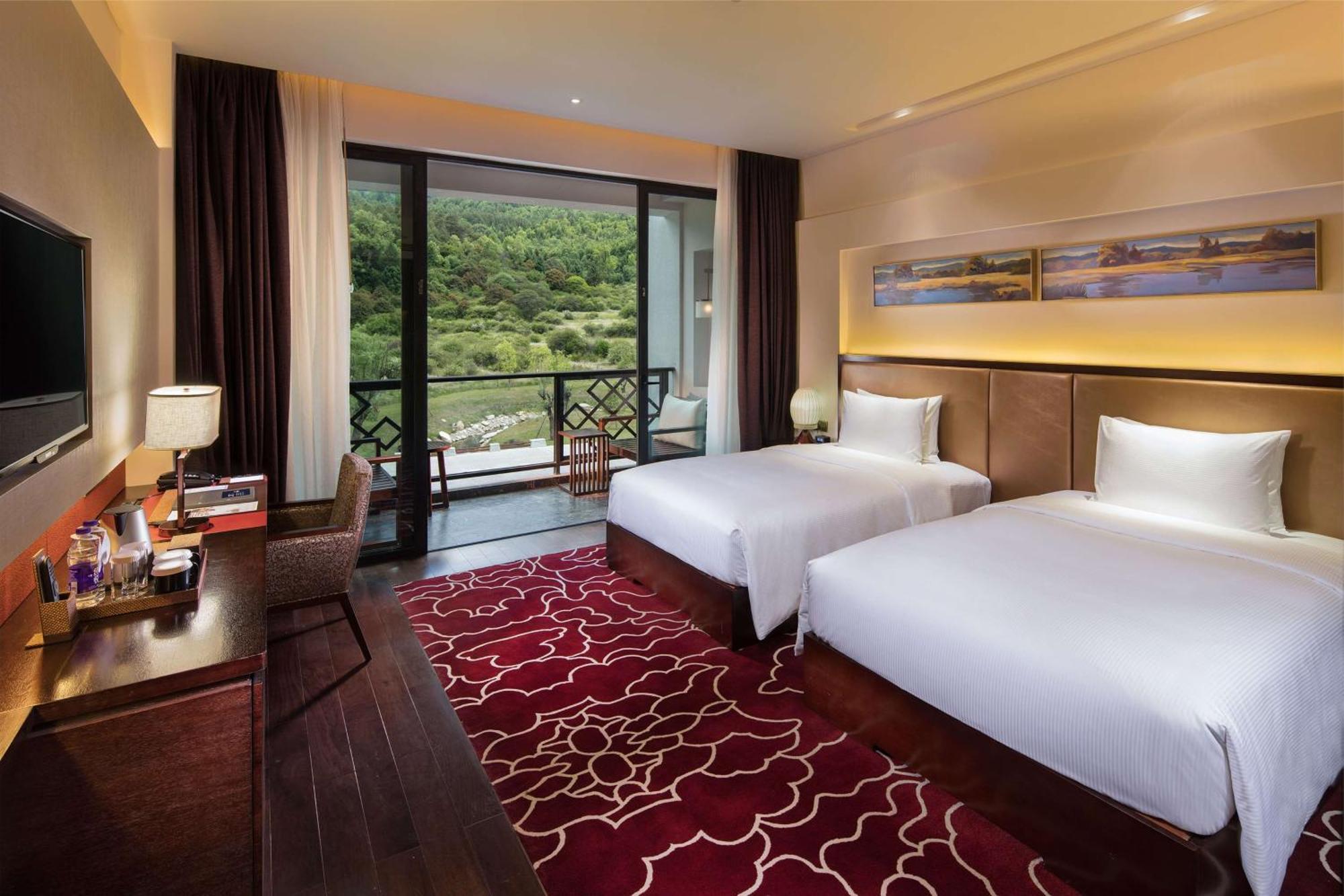 ניינגצ'י Hilton Linzhi Resort מראה חיצוני תמונה