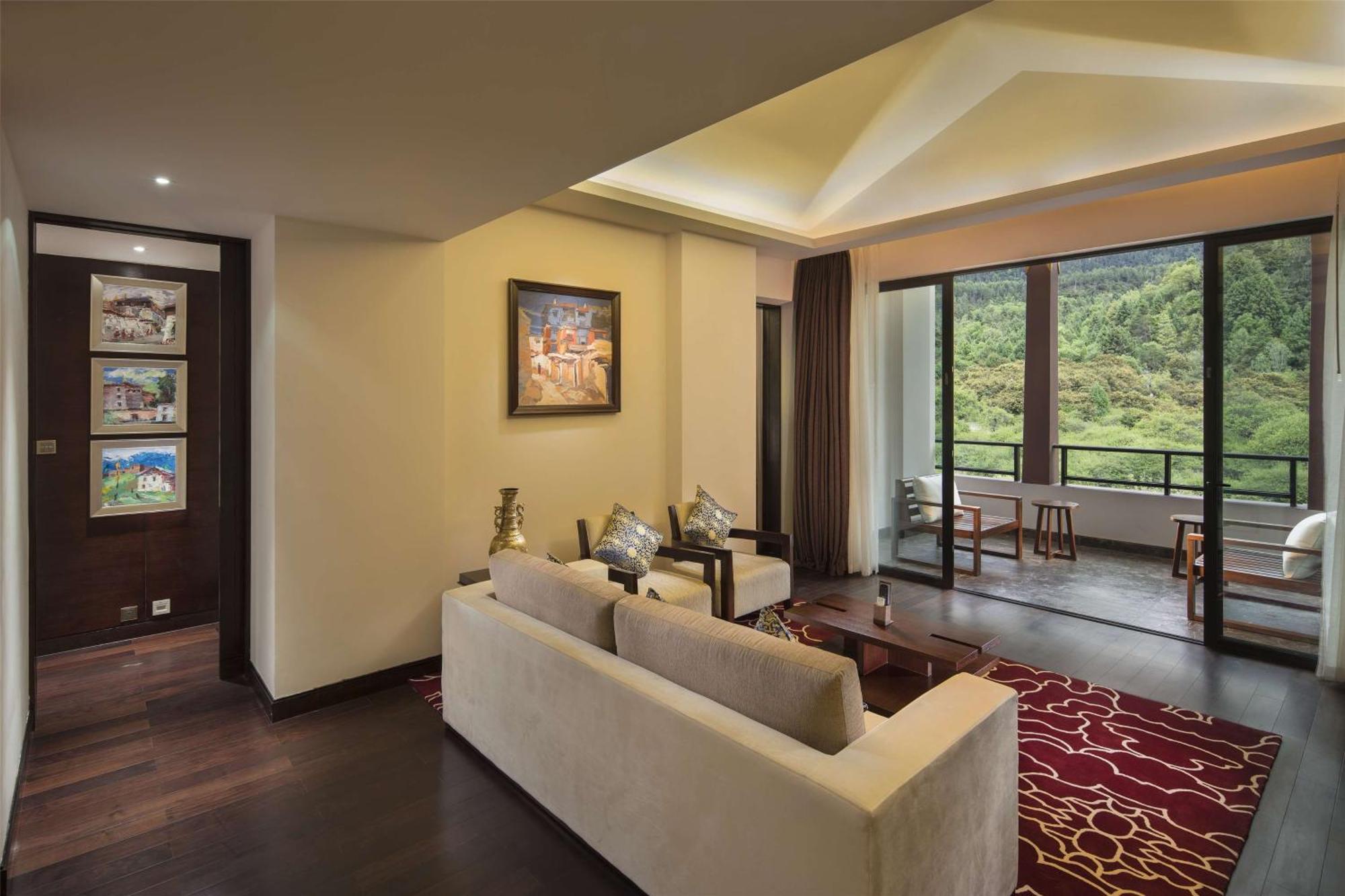 ניינגצ'י Hilton Linzhi Resort מראה חיצוני תמונה