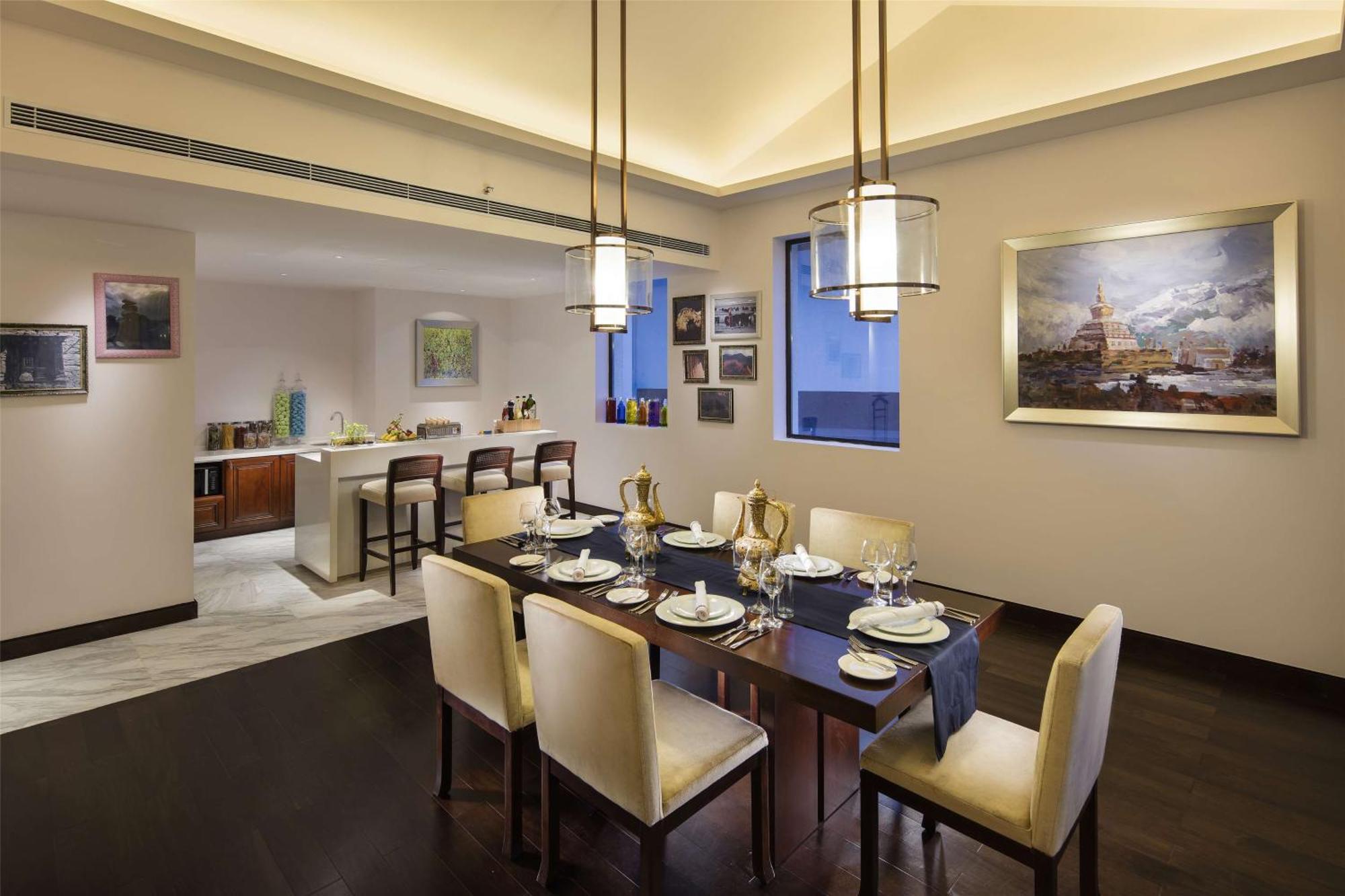 ניינגצ'י Hilton Linzhi Resort מראה חיצוני תמונה