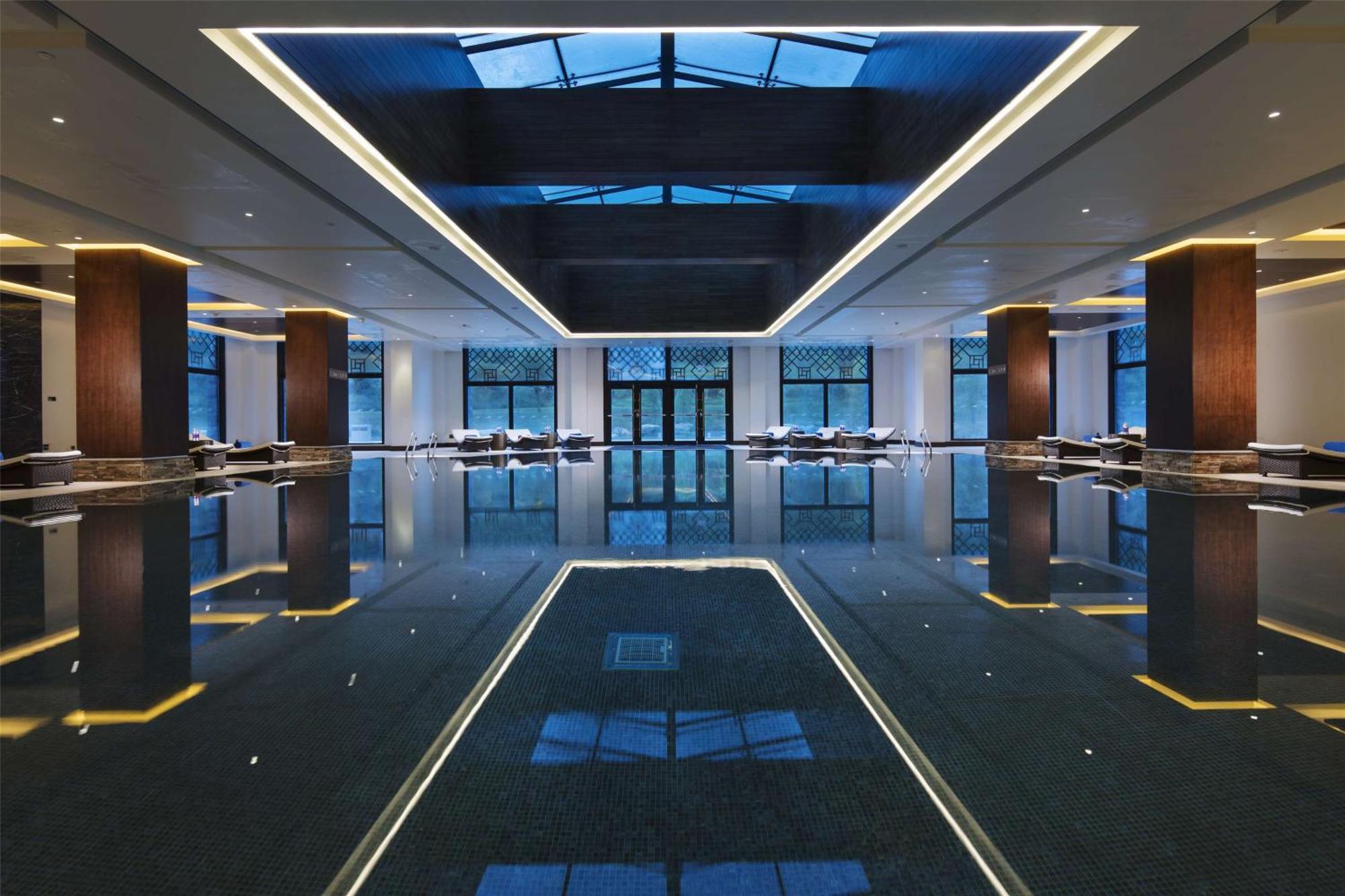 ניינגצ'י Hilton Linzhi Resort מראה חיצוני תמונה